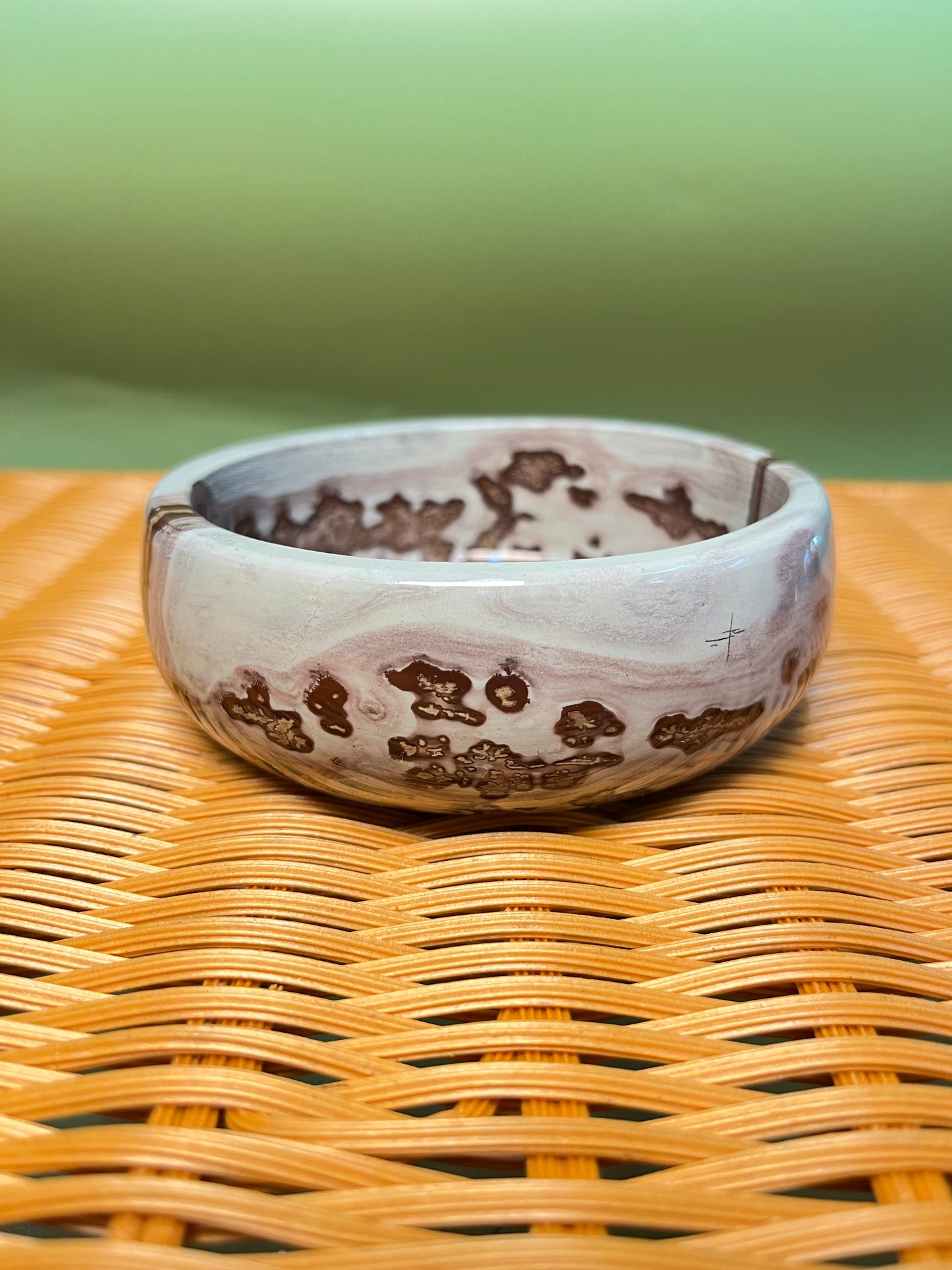 Picture jasper bowl G1001