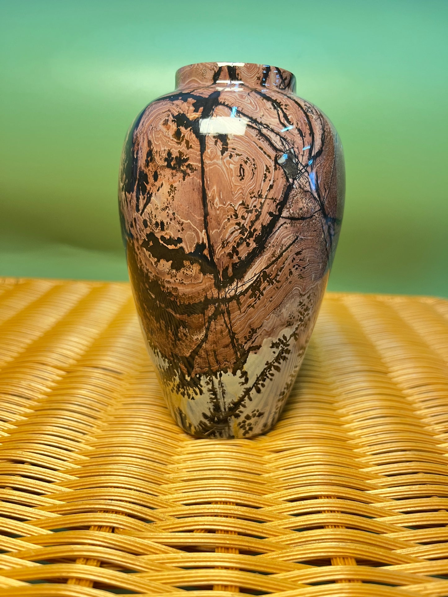 1003 Picture jasper chubby vase
