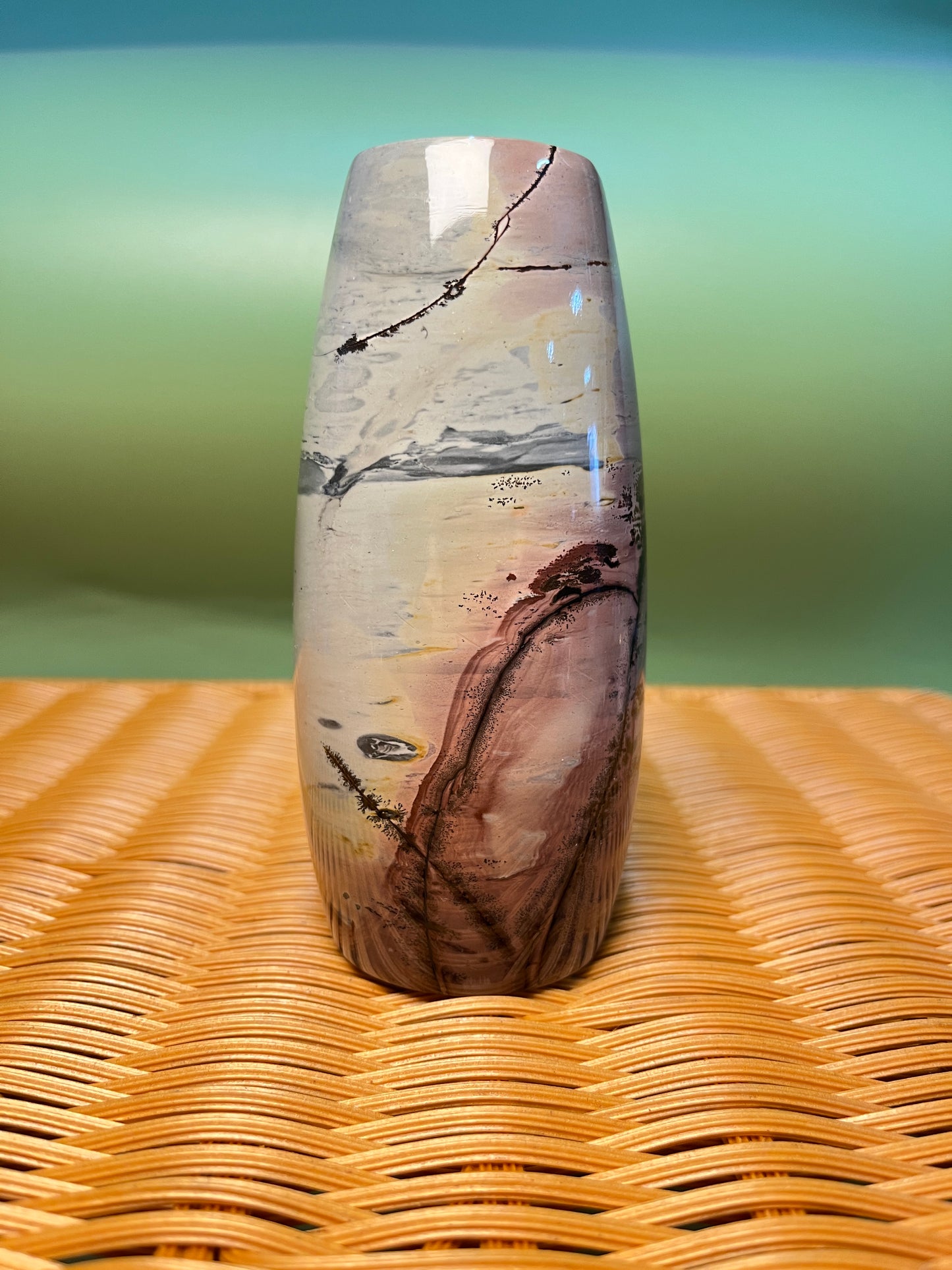 Picture jasper vase F1002