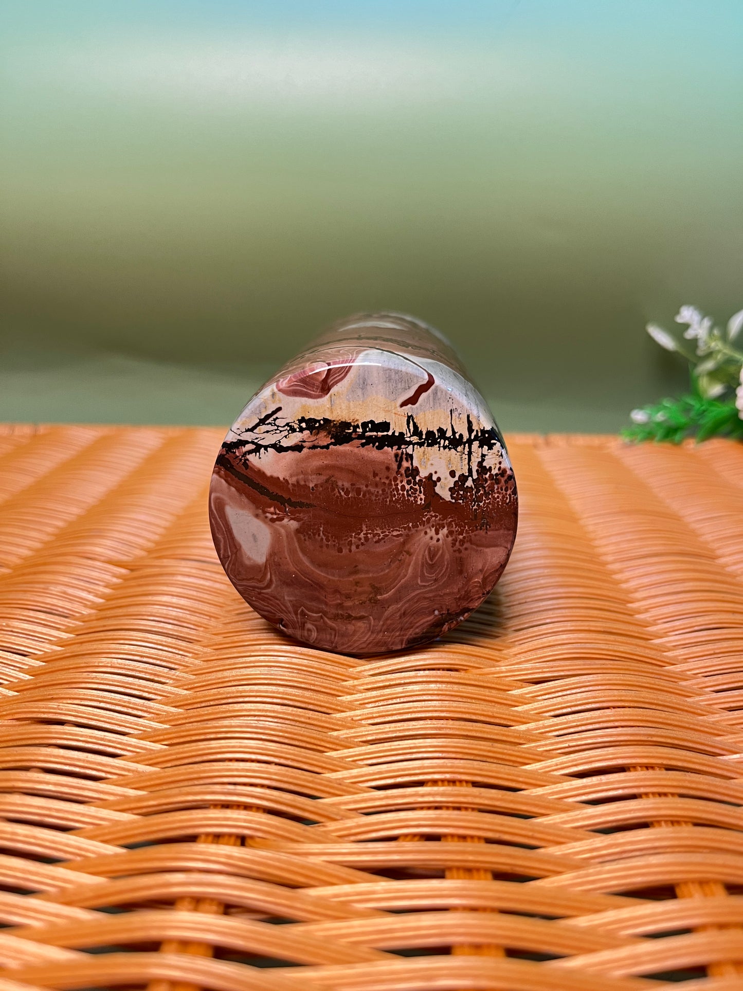 E1010 Picture jasper pen holder