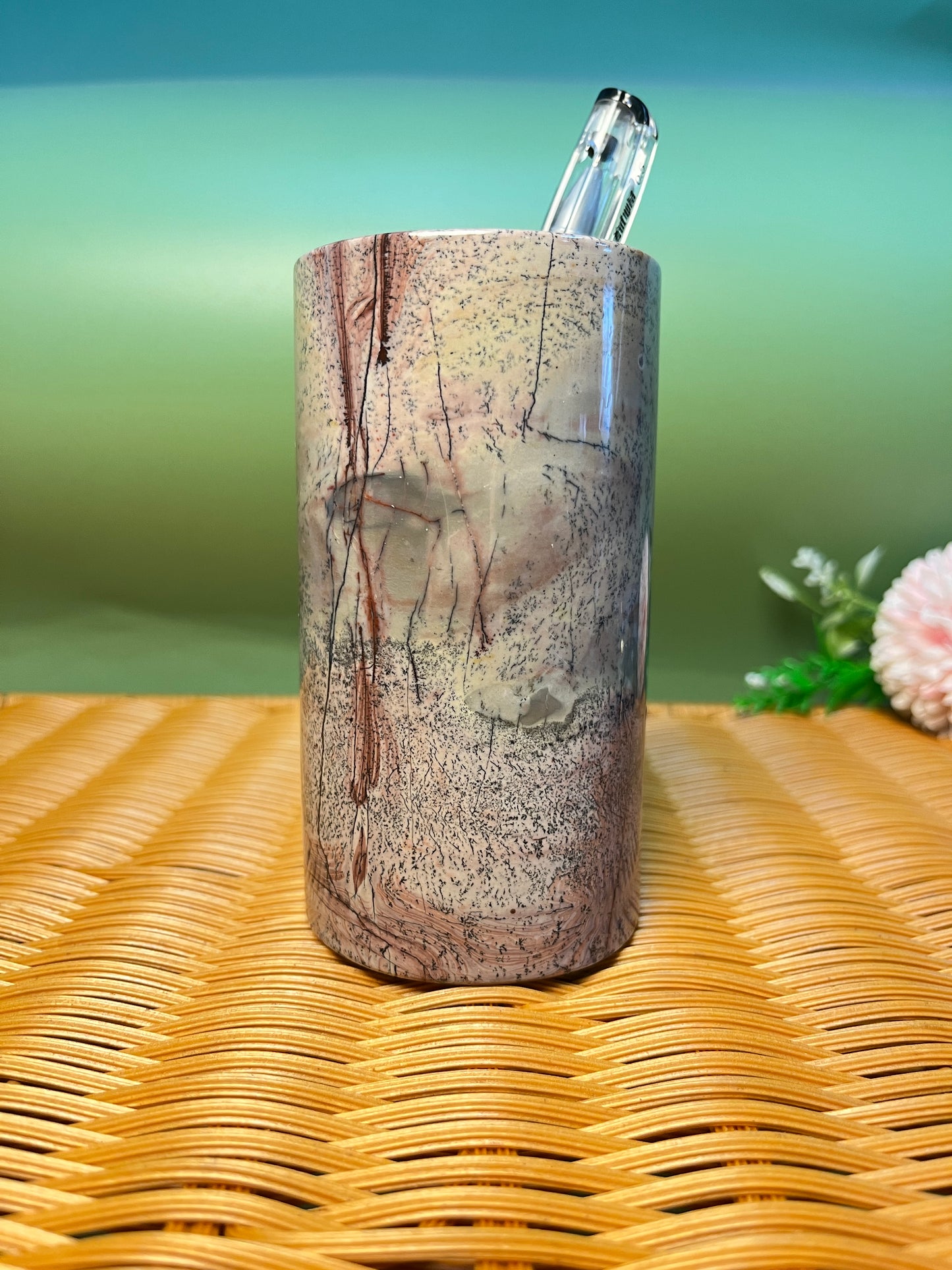E1012 Picture jasper pen holder