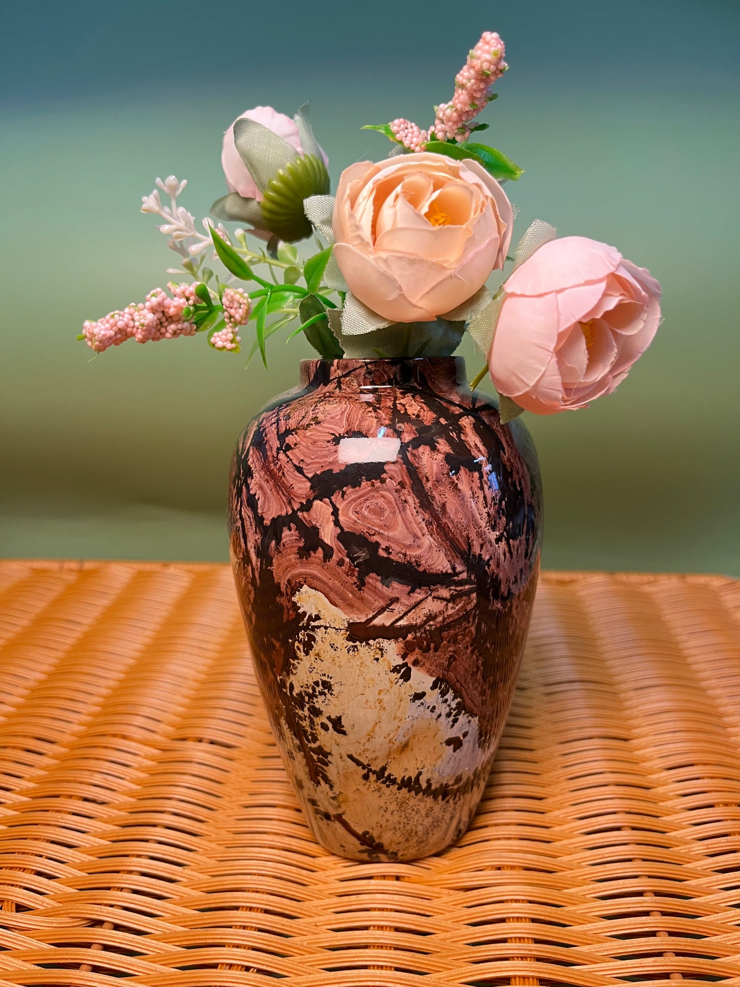 1003 Picture jasper chubby vase