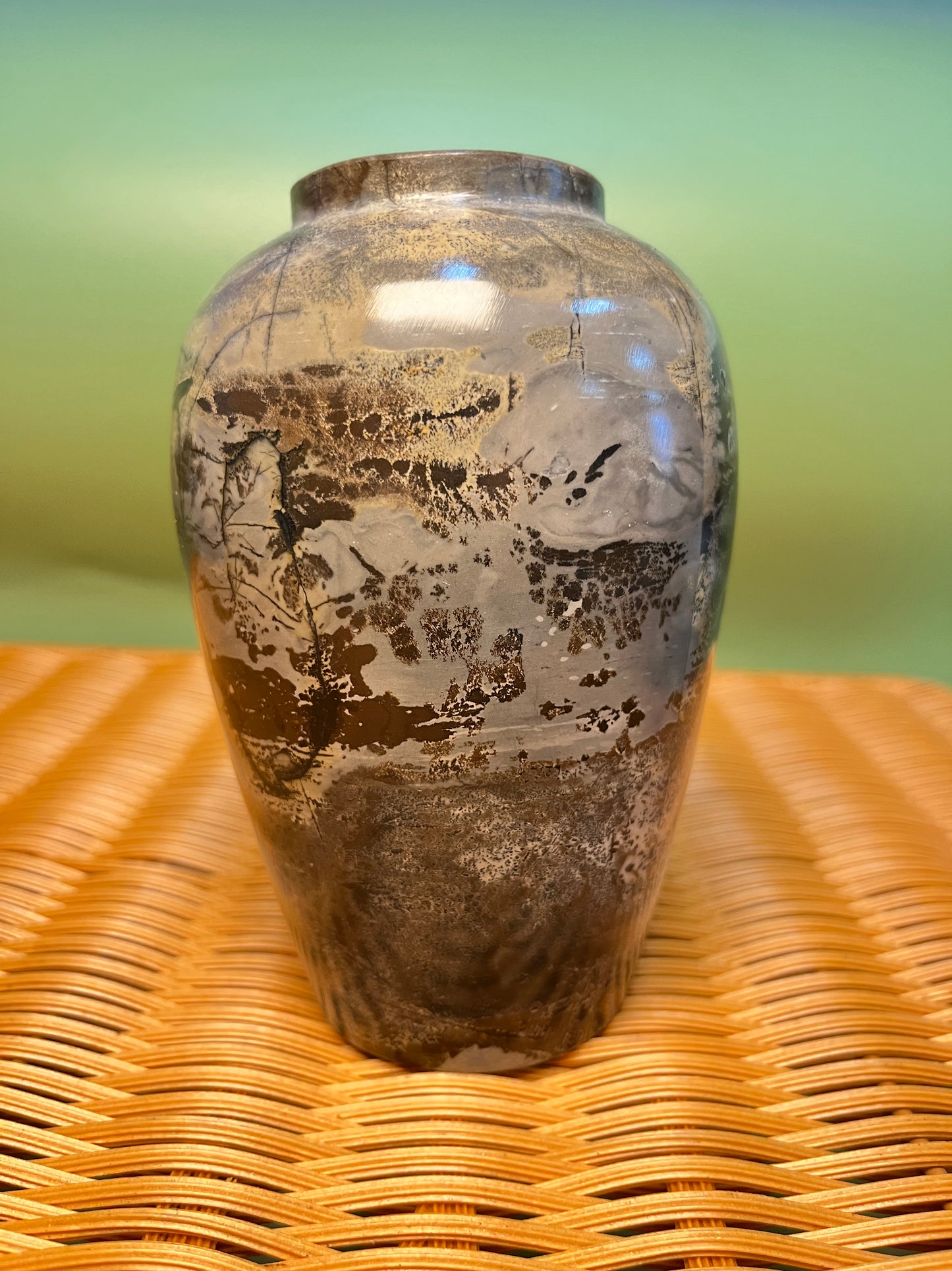 1001 Picture jasper chubby vase