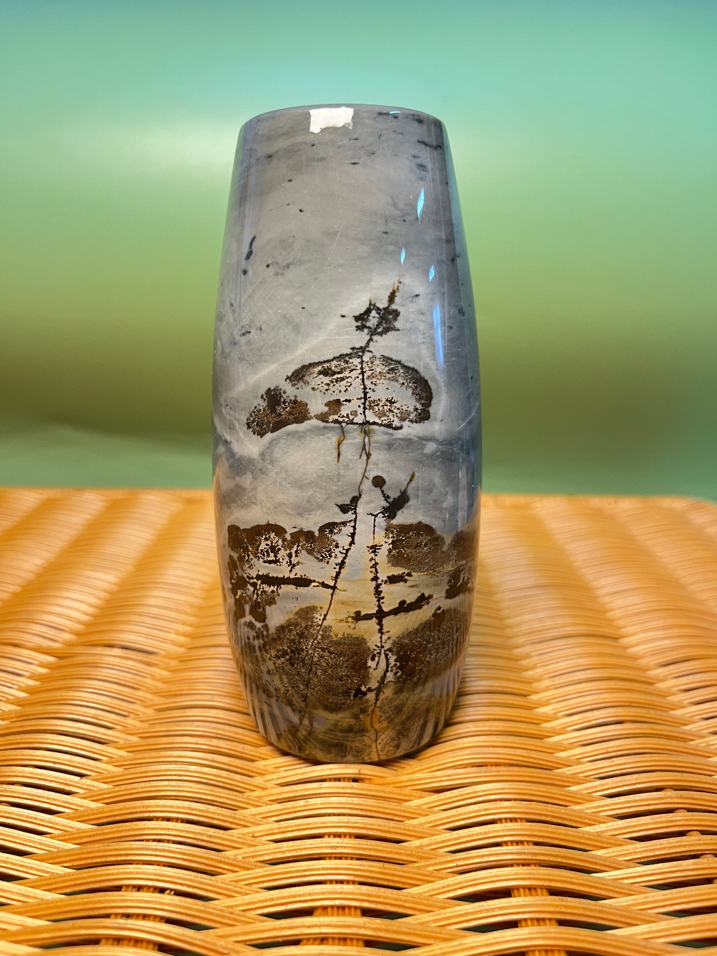Picture jasper vase F1015