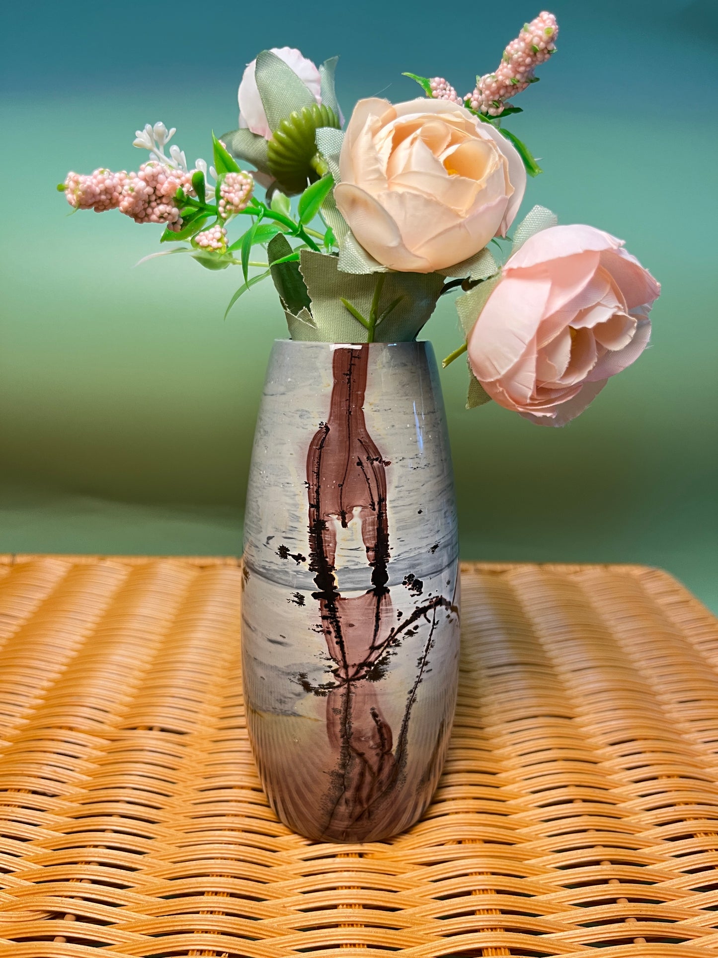Picture jasper vase F1016
