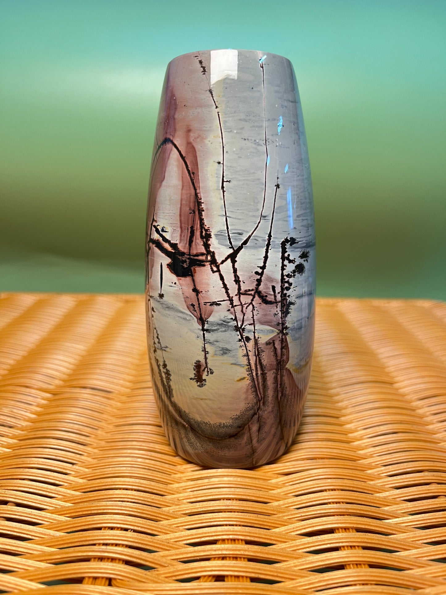 Picture jasper vase F1016
