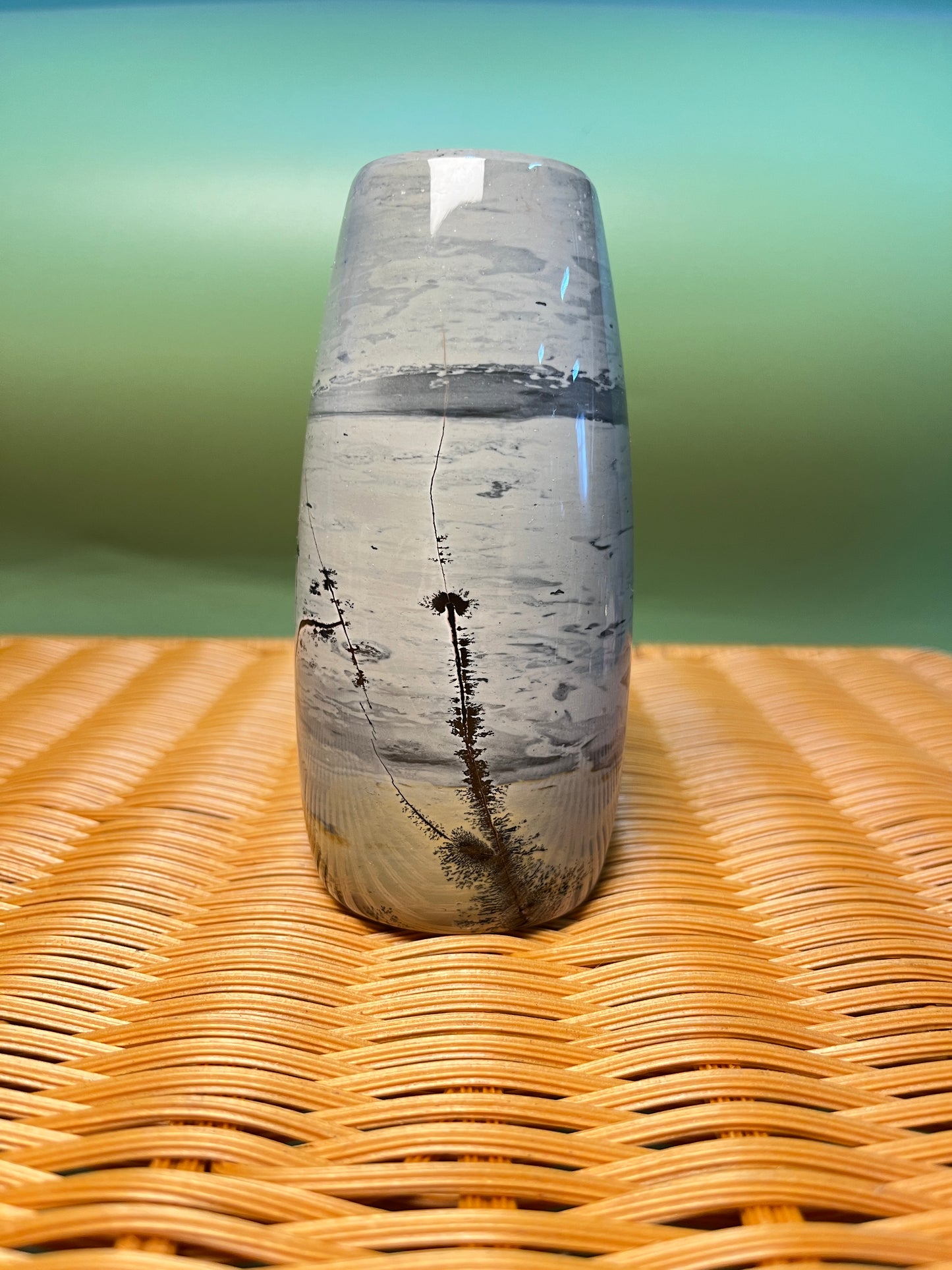 Picture jasper vase F1001