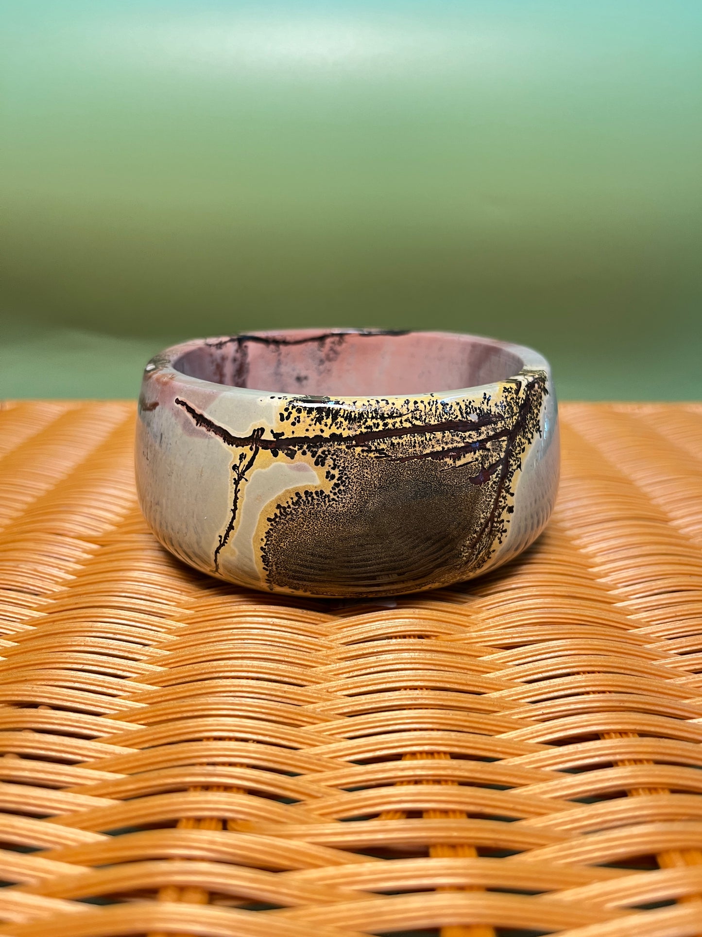Picture jasper bowl G1015