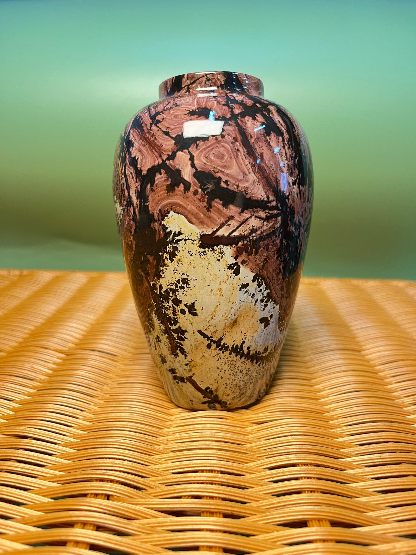 1003 Picture jasper chubby vase