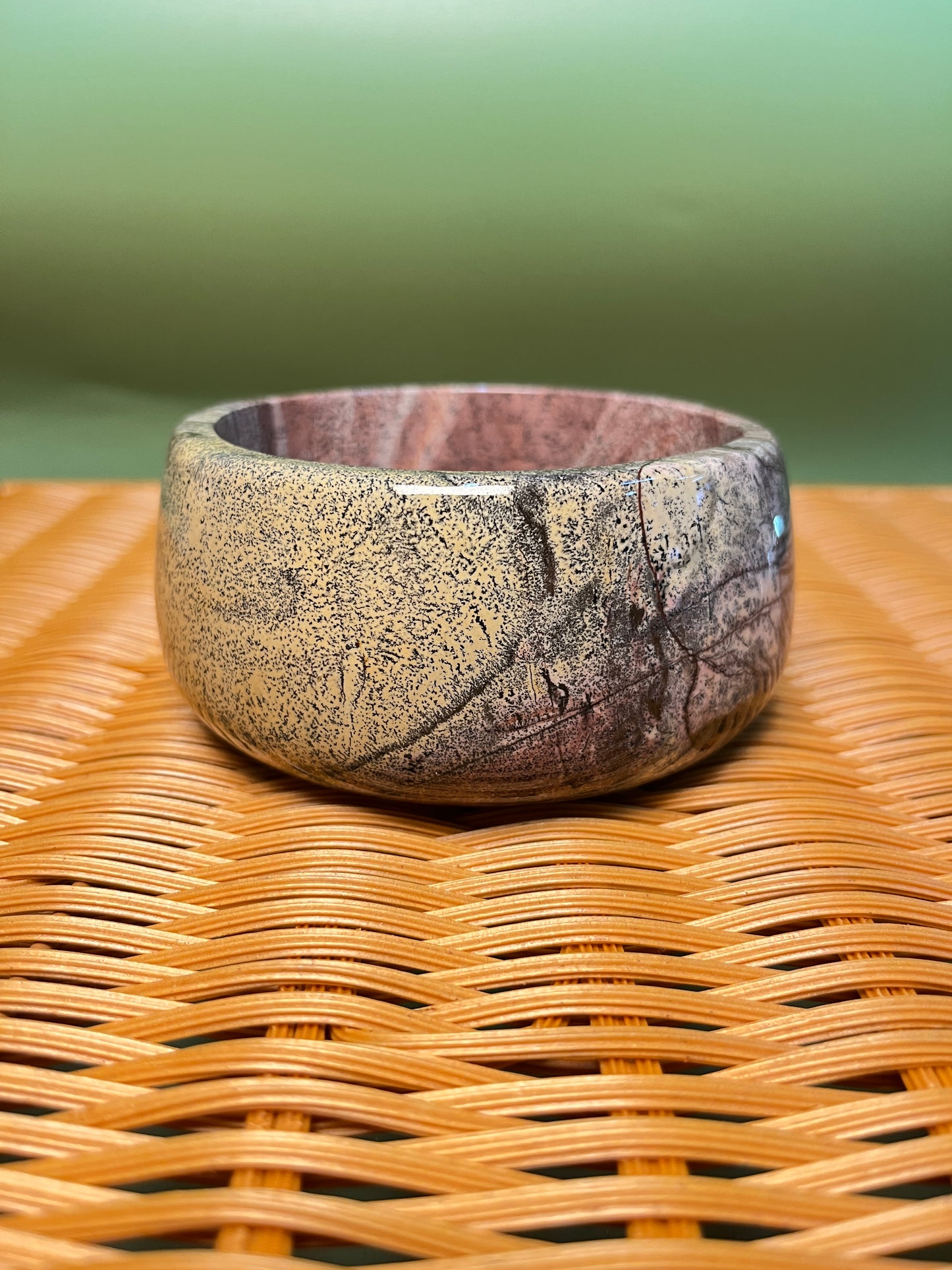 Picture jasper bowl G1005