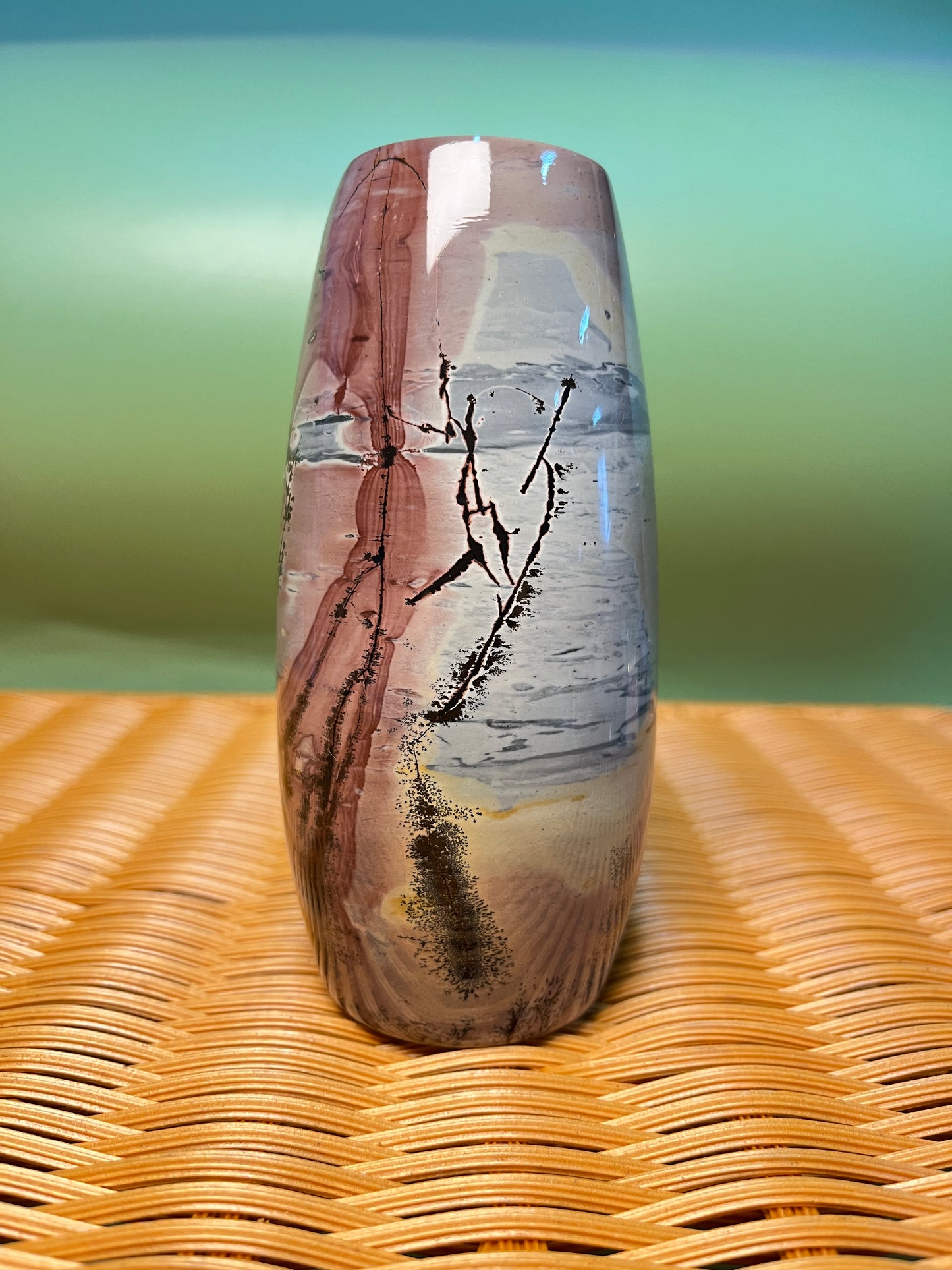 Picture jasper vase F1005