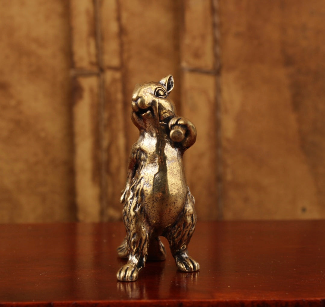 Brass squirrel