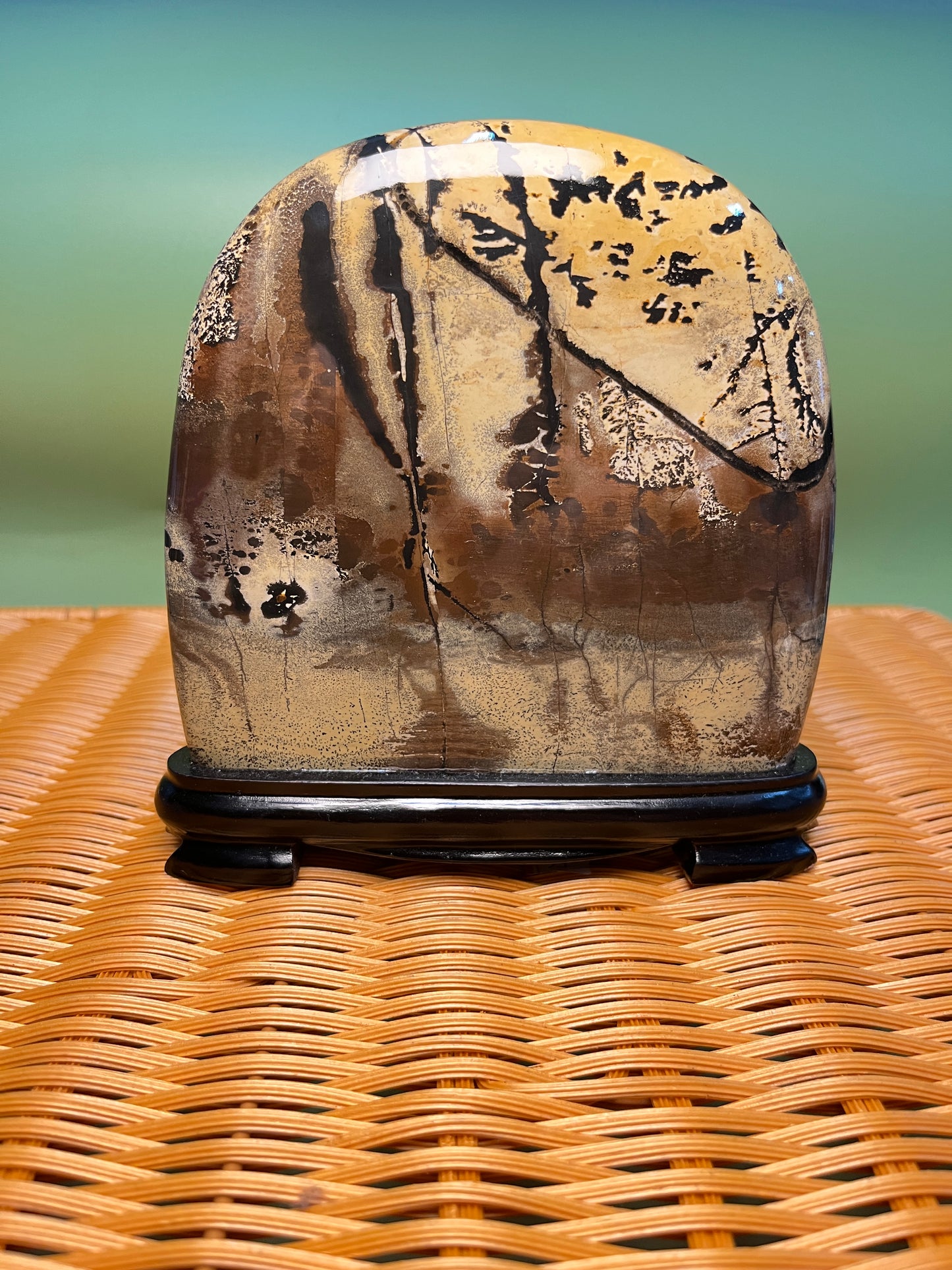 H1024 Picture jasper free form on holder