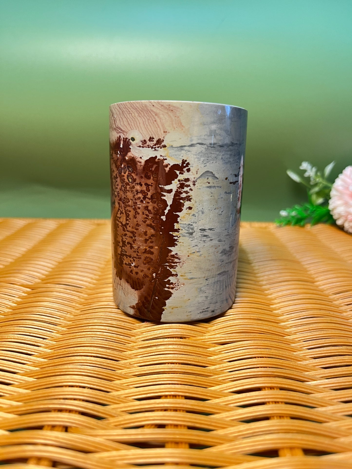 E1007 Picture jasper pen holder
