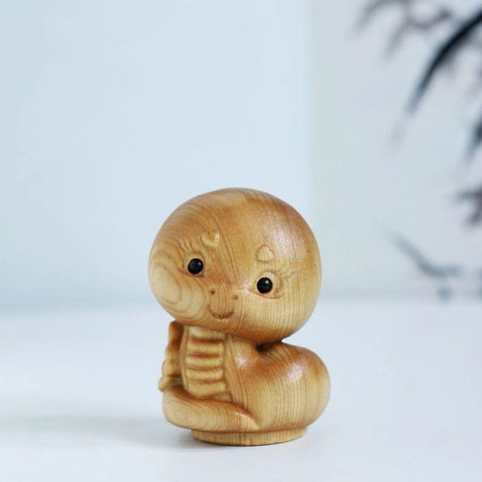 4.5CM Arborvitae wood cute baby snake
